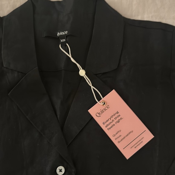 NWT Quince Linen button top - Picture 2 of 2